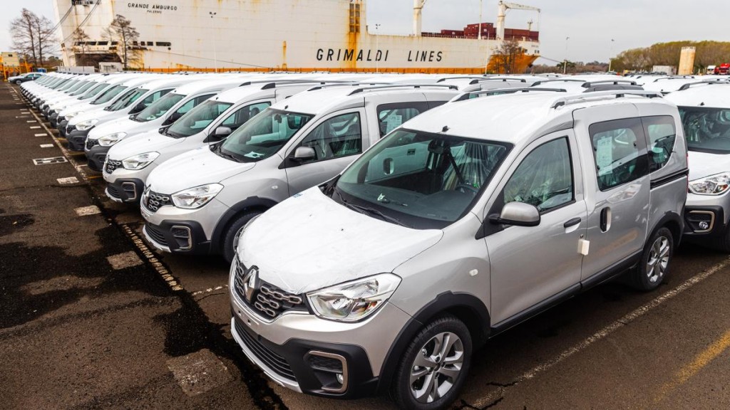  Renault concretó la primera exportación a Argelia del utilitario Kangoo 