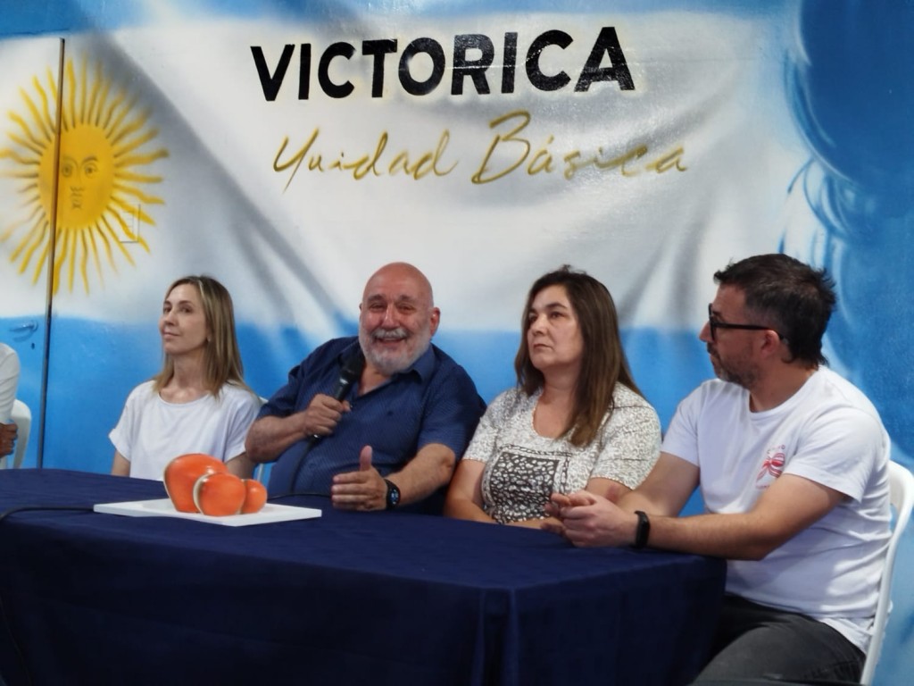 Los candidatos de Defendemos La Pampa en Victorica “Tenemos que salir a decirle a nuestros vecinos que el 26 hay que votar para defender Victorica y defender La Pampa. No puede continuar esta política que nos empobrece como pueblo y como provincia”